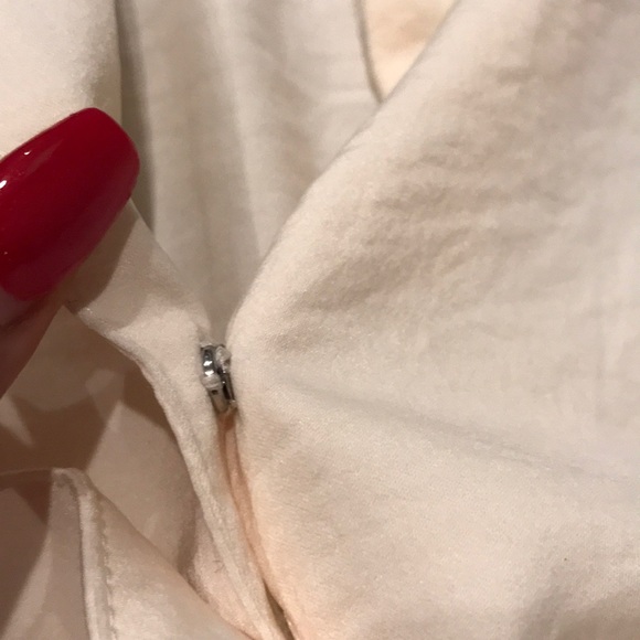 K Lab satin bow front top bell slit sleeves - Picture 5 of 7